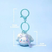 Miniso Sanrio 肉桂卷达摩祝福发光吊坠，幸运主题设计带 LED 灯，优质 PVC 材质，非常适合汽车装饰、包袋挂饰和送礼（1 件）