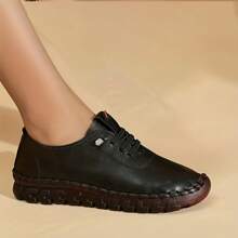 Women's Leather Soft Bottom Flat Shoes Non-Slip Mom Loafers Leisure Set Of Feet Breathable Round Head - 黑色 - 查看 3