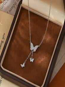 1pc Fashionable Silver Butterfly Tassel Necklace, Delicate Clavicle Chain, Pendant For Women's Daily Wear