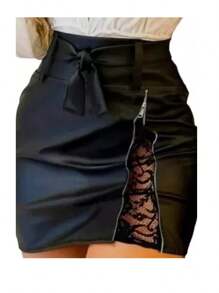 falda corta con abertura enfrente y encaje ideal para usar en fiestas - Negro - Ver 2