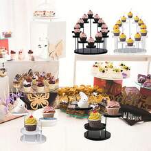 Un juego de estantes de exhibición, soporte giratorio acrílico de múltiples capas para exhibir joyas, anillos y pulseras