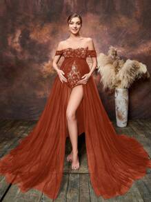 Faeriesty Dressalisa Maternity Square Neck Mesh Overlay Lace Photography Dress - Redwood - View 1