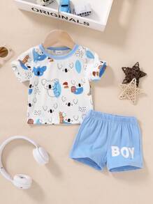 2 szt. Dla chłopców Miękki, wygodny T-shirt z motywem kreskówkowym, zwierzęcym i kolorowym nadrukiem oraz zwykły zestaw spodenek sportowych z nadrukiem liter, odpowiednie na co dzień, na co dzień, na wakacje i imprezy