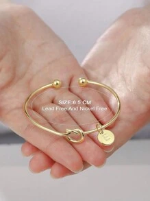 Tsnamer 1 pieza Brazalete con inicial dorada Brazalete con disco de nudo clásico con inicial de la A a la Z Brazalete personalizado de puño para mujer Joyería de uso diario