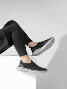 Sleek Moccasins For Men, Versatile, Breathable, Lightweight Trainers For Men - Black - View 1