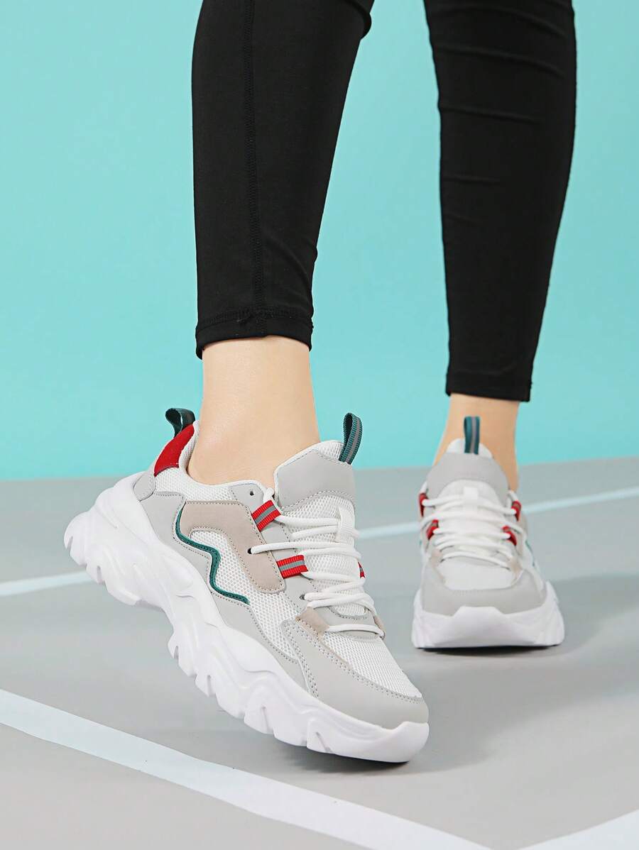 Ju Yue Chuang Jian Zapatillas de running transpirables de malla para mujer, zapatos deportivos casuales y cómodos para primavera, verano y otoño - rojo verde - Ver 1