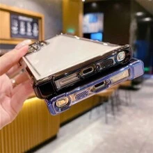 1 Stück schwarze galvanisierte Airbag Sturzsicherungsschale mit integrierter Linsenfolie, transparente Acrylrückwand + TPU Silikon Weichkante PC Hartschale Vollschutz Luxus Handyhülle, staubdichte verdickte Version, kompatibel mit Apple, Galaxy und