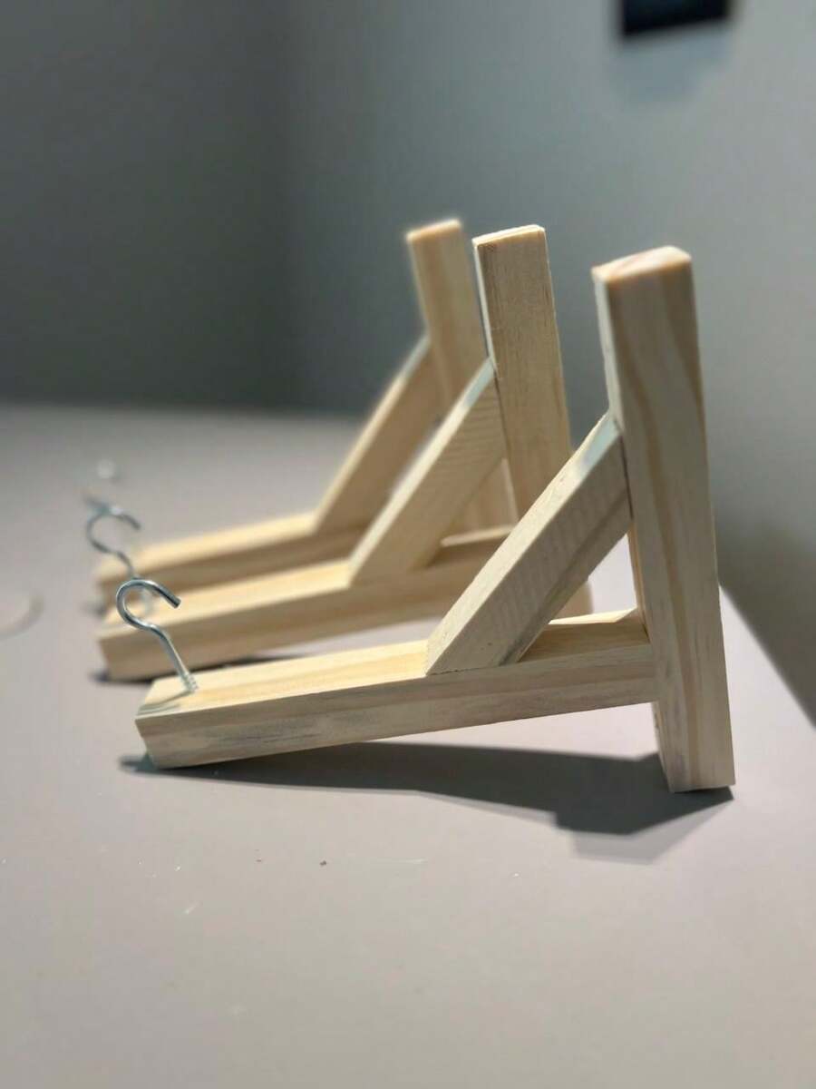Kit 4 French Hands To Hang Plant Pots On The Wall