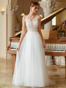優雅V領水晶花蕾絲拖尾2024婚禮禮服 - 白色 - 查看 4
