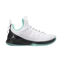 Jordan Ultra Fly 2 Low Butler AH8110-114，男士復古籃球鞋，提供緩震，防滑和耐用，低插口風格，米色/黑色/綠色 - 米黑綠色 - 查看 1