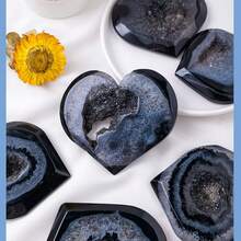 大心形水晶玛瑙晶洞晶洞棕榈忧患石灵气水晶和疗愈石 - 彩色 - 查看 7