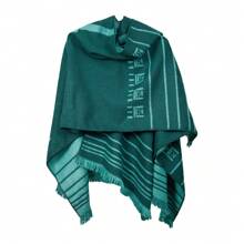 Capa Poncho Tejido con Flecos Modelo Olmeca Esmeralda-Jade - verde menta - Ver 2