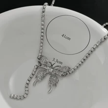 1pc Elegant Statement Shiny Butterfly Pendant Necklace Premium Clavicle Chain Choker For Women Chain Crystal Necklace Party Jewelry