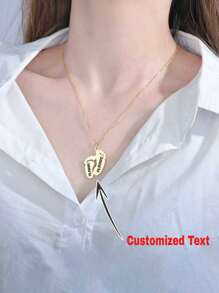 Collier pendentif avec nom de bébé personnalisé en acier inoxydable gravé au laser, bijou minimaliste lisse en forme de pied pour la Saint-Valentin