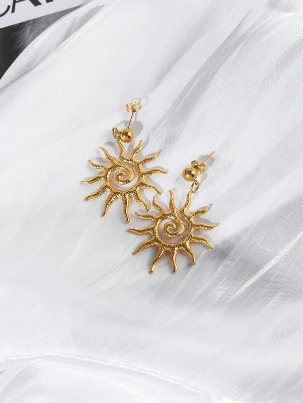 Mazuer 1 Pair Vintage Gold Color Exaggerated Chic Earrings With Pendant Design, Fashion Jewelry For Women, Suitable For Dates, Teacher's Day, Graduation, Thanksgiving, Parties, Daily Wear, Vacations