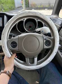 15-Inch Diamond Pattern Leather Shiny Universal Car Steering Wheel Cover - Black & White - White - View 2