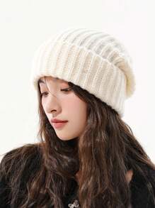 Bonnet tricoté classique rétro ample de couleur unie pour femmes, chapeau de ski épais et isolé pour l'hiver et l'automne
