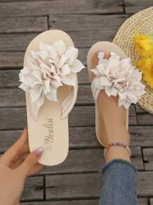 Fashion Women's Double Flower Flip Flops, Korean Style Floral Fabric Strap Solid Color Flat Slippers, Casual Beach Slide Sandals - Beige - View 3