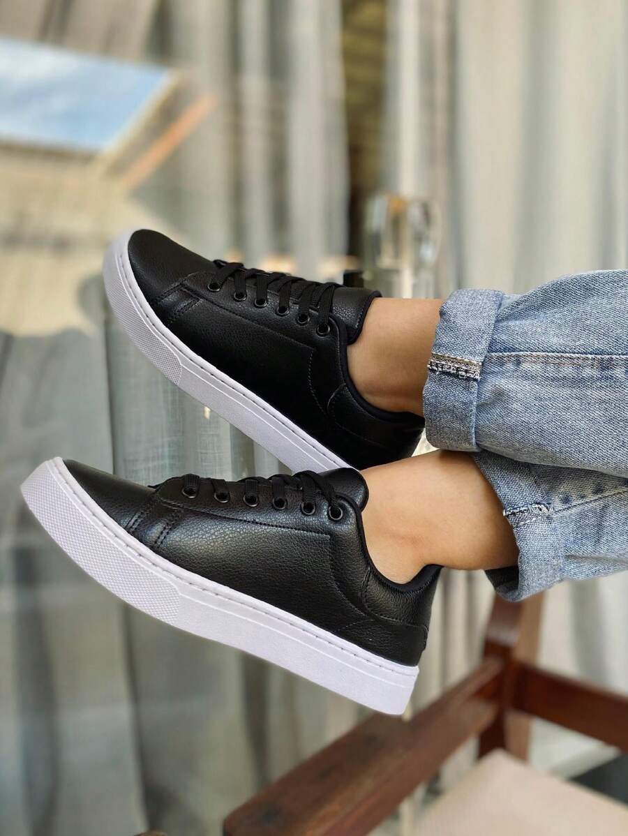 Casual, Elegant Women's Adult Traditional Low Top Sneakers, Low Sole, Light, Soft And Comfortable. - màu đen - Xem 1