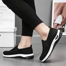 أحذية رياضية للجري مبطنة وقابلة للتنفس للنساء، أحذية رياضية رياضية خفيفة الوزن للاستخدام اليومي