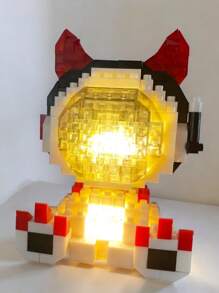 一套夜光星座主题积木套装，以宇航员为主题，装在一个彩色盒子里。该套装包括可在室内组装成小巧可爱的装饰品的微型积木。非常适合作为礼物赠送，也可作为卡通玩具收藏家的时尚配饰。（部分零件颜色随机）房间装饰 - 彩色 - 查看 26