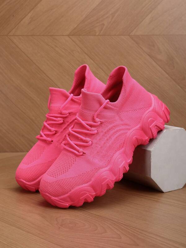 Modne, codzienne i wygodne buty sportowe dla kobiet