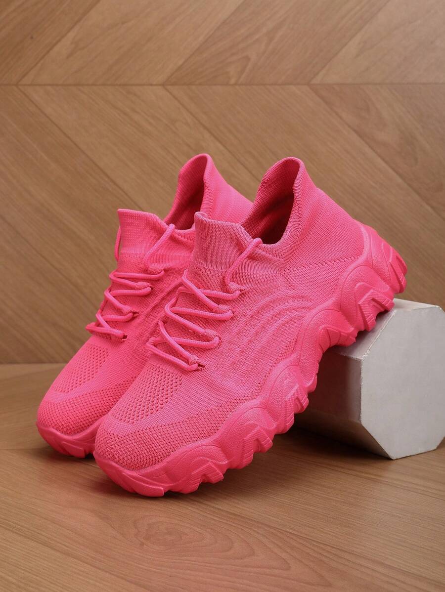 Modne, codzienne i wygodne buty sportowe dla kobiet