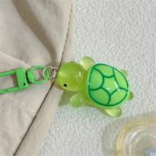 1 pièce Porte-clés lumineux et coloré en forme de tortue de mer, pendentif de sac pour amis et couples, accessoires de voiture, breloque de sac, accessoires de sac avec porte-badge, idées de cadeaux de Noël gothiques mignons Y2K pour l'école