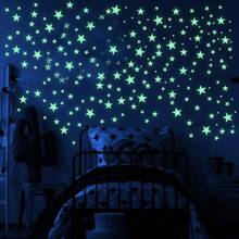 100 sztuk świecących gwiazdek naklejek ściennych dla dzieci/niemowląt sypialnia salon sofa świecące w ciemności dekoracje pokoju samoprzylepne fluorescencyjne naklejki ścienne baby shower dekoracje rodzinne prezenty