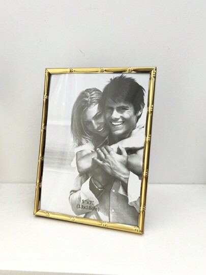 1pc Random Size 6"/ 7"/ 8"/ 10" Thin Gold Bamboo Shaped Metal Photo Frame, Tabletop Or Wall Mount, Minimalist Design To Display Certificates, Wedding Photos, Baby Photos