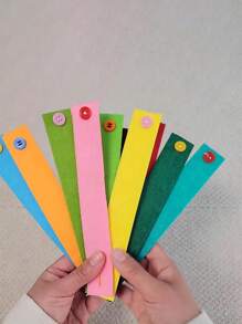 Giocattoli in feltro per bambini, giocattoli educativi precoci Montelisso, braccialetti fai-da-te con bottoni, migliorano le abilità motorie fini e il riconoscimento dei colori, adatti per partecipare all'apprendimento (i colori sono casuali)