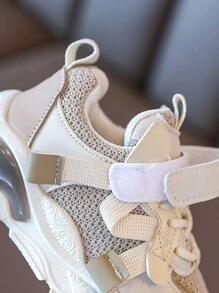 1pair Kids Mesh Breathable Hook & Loop Fastener Fashionable Casual Sports Shoes, Lightweight Soft Sole Anti-Slip Suitable For Spring & Autumn - Beige - View 7