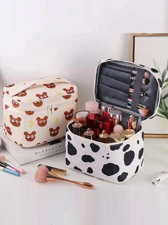1个大容量布艺水桶化妆包，拉链封口，奶牛纹、熊纹、兔纹图案，便携式化妆品收纳包，适合居家、旅行、男女通用，女士礼物、圣诞礼物、女士送礼佳品