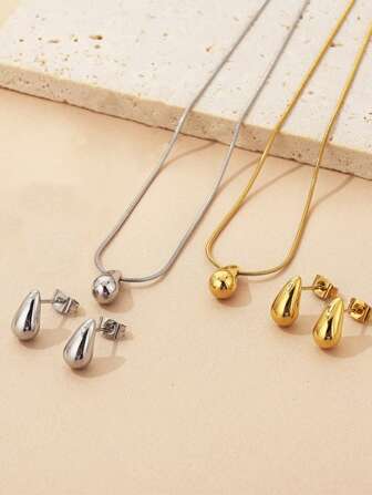 Set de collar con colgante de gota de agua dorada y aretes de acero inoxidable impermeable no estacional para uso diario de mujeres