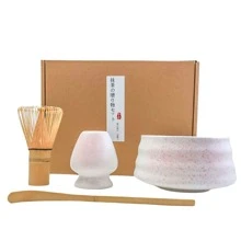 4 件套日式抹茶茶具套装带工具架，包括碗、搅拌器、勺子，是仪式的绝佳礼物，传统日式装饰，抹茶套装回到学校