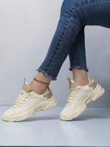 Scarpe sportive da donna Nuove scarpe casual da ginnastica con suola antiscivolo resistente, leggere, in in rete traspirante, sneaker casual da esterno alla moda e classiche con lacci, in colore contrasto e platform, scarpe casual vulcanizzate unisex primavera autunno semplici e monocromatiche a collo basso - Cachi - Visualizzare 4