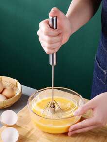 1 st äggvisp i rostfritt stål, äggvisp, handskjutbar roterande vispmixer, halvautomatisk visp i rostfritt stål, mångsidig mjölkskummare, handpressad mixerrörare för blandning, vispning, vispning, omrörning, perfekt för att vispa ägg och grädde, röra smör och chokladpulver , Lätt att göra kakor, bröd, snacks och desserter, samt att blanda små satser av såser och dressingar, multifunktionellt köksredskap, present till familjen, mamma eller bakentusiaster - Silver - Visa 1