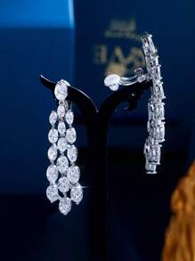 1pair Luxury Sparkling Oval Cubic Zirconia Long Dangle Drop Wedding Bridal Party Non-Piercing Clip-On Earrings