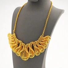 Set de 3 piezas de joyería de mujer de material de cobre con baño de oro de 24K, que incluye 1 collar y 1 par de pendientes con forma de flor de campana, ideal para bodas, fiestas, San Valentín, Día de la Madre, etc.