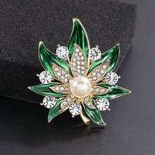 1pc Fashion Women Maple Leaf Brooch Alloy Rhinestone Faux Pearl Pin For Coat, Scarf, Suit, Party, Gift - Green - View 3