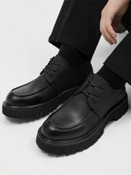 Chaussures de soirée habillées à lacets avec semelle épaisse et bout rond de style britannique vintage pour hommes, chaussures décontractées de style mode à tige basse pour hommes