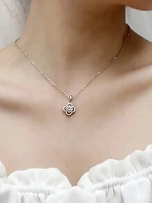 LOVESSOM قلادة سلسلة عظم الترقوة هدية للمناسبات الخاصة 925 فضة إسترليني قلادة شبه حجر كريم مواسيت على شكل أربعة أوراق شبكية صيف موسم المدرسة عيد الميلاد هدية حفل الزفاف خطوبة عروس مجوهرات هدية للزوجة صديقة عزيزة صديقة عيد ميلاد سنوي