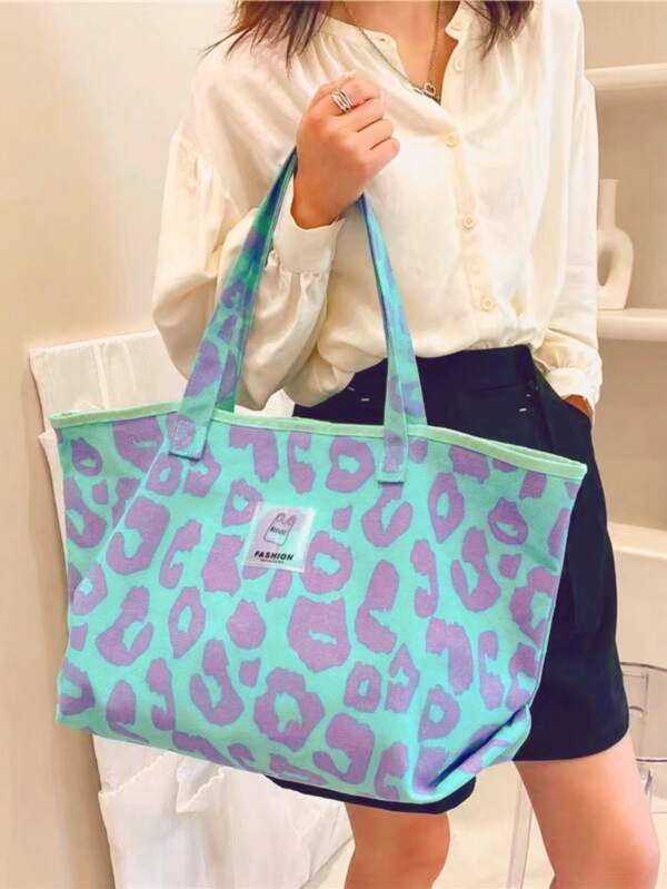 Fashionable Sweet & Cool Large Leopard Printed Cloth Big Capacity Casual Shoulder Tote Shopping Bag - Must-Have Love Item For Valentine's Day And Christmas Atmosphere, Cheetah Print Bag For Women Leopard Comeback, School Bag, School Handbag, Large Capacity, Lightweight, Portable, Foldable, Classic Casual, Cute, Suitable For Teen Girls Women College Students, Perfect For Back To School, First Day Of School, Holiday, Beach, Vacation, Tote Bags For School, College Essentials