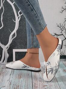 2024 Summer New Fashionable Casual Floral Print Versatile Slip-On Loafers For Women - Black and White - View 5