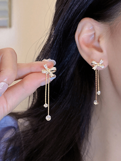 1 par de aretes colgantes de mariposa larga con cristal y cadena con borla, joyería casual diaria para mujeres