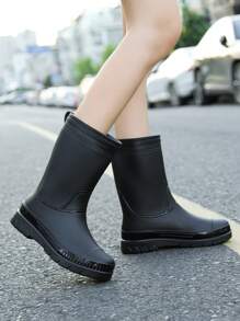 Fesd Ts Botas de lluvia de media pantorrilla de moda para mujeres, impermeables, con suela blanda antideslizante, aptas para cocina, trabajo, actividades al aire libre, nuevo diseño - Negro - Ver 3