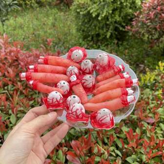 10pcs Halloween Bloody Horror Decorations Props, Realistic Scary Eyeballs, Severed Fingers, Prank Supplies For April Fools Day, Frightening Decor