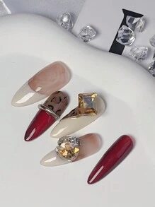 10 件/包奢华手工水钻巴洛克杏仁形美甲片 - 勃艮第法式扎染搭配奶白色，豹纹半半搭配金色水钻，奶白色法式片搭配超大水钻。适合所有肤色，适合日常佩戴、音乐节、派对、节日、约会和新娘。附赠 1 件果冻凝胶 + 1 件指甲缓冲块。 - 彩色 - 查看 3