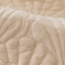 1PC Solid Color Plush Winter Lamb Plush Sofa Cushion, Non Slip Sofa Protective Cover For Living Room, 1/2/3/4 Person Seat, Home Soft Decoration, Suitable For Living Room, Office, Bedroom - Beige - View 9