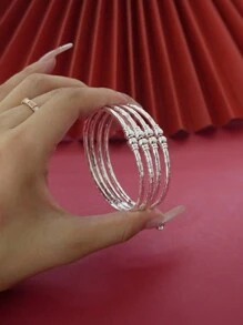 Silver Plated Classic Bracelet For The Back Of School Season On The Beach, A Fashionable Accessory For Women, A 3mm Thick Textured Bracelet, A Great Gift